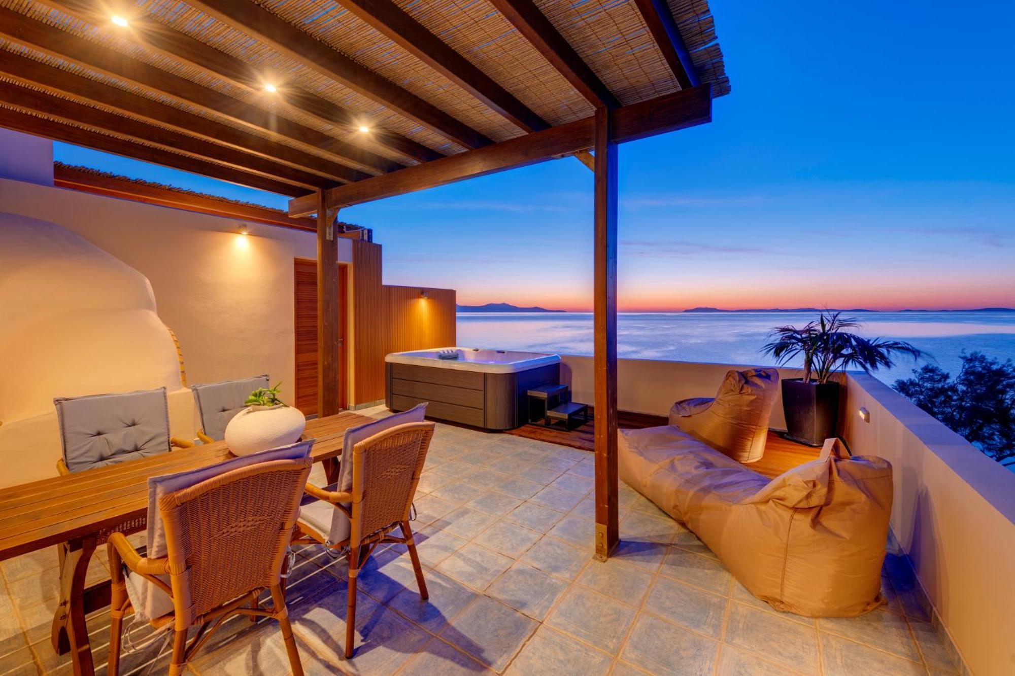 Lalari Beach Suites Vari  ภายนอก รูปภาพ